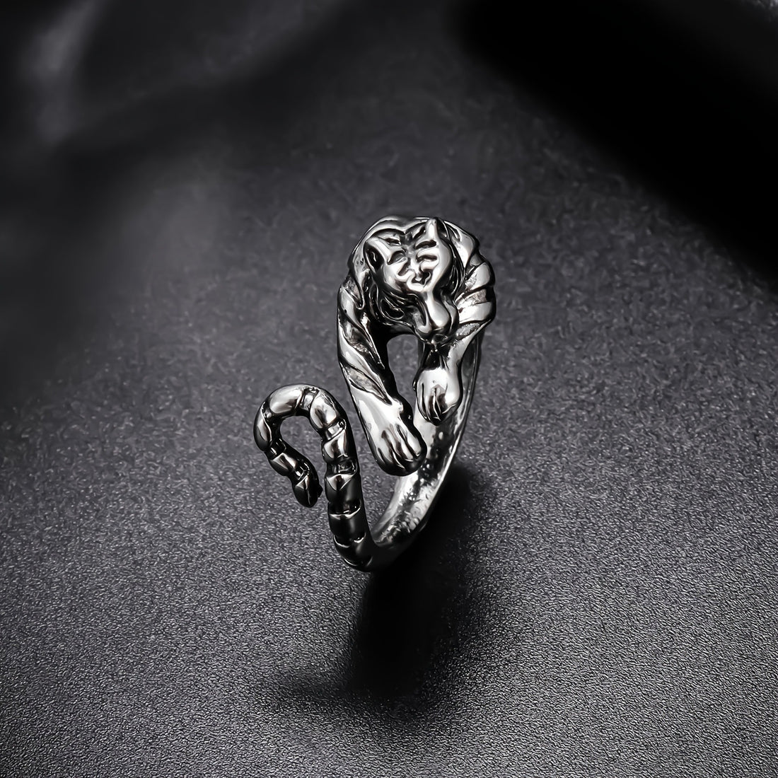 Tiger Open Ring Alloy Personality Retro